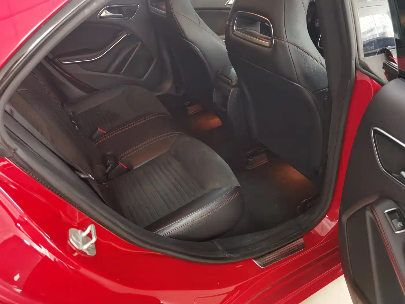 Mercedes-Benz CLA (Import) 2017 CLA 220 4MATIC фото 16