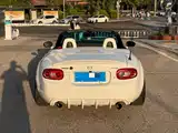 Фото 5 - Mazda MX-5