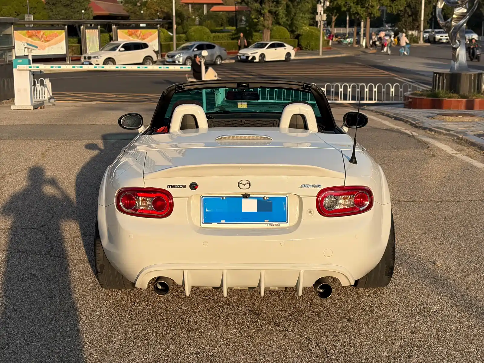 Фото 5 - Mazda MX-5