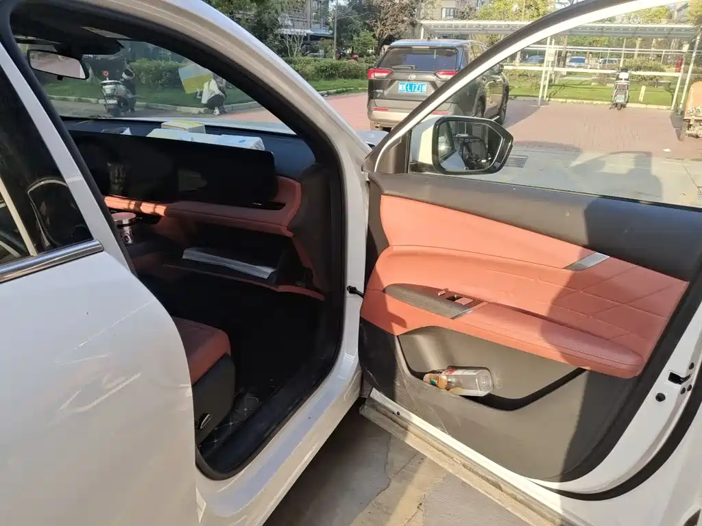 Фото 19 - Changan CS75 PLUS