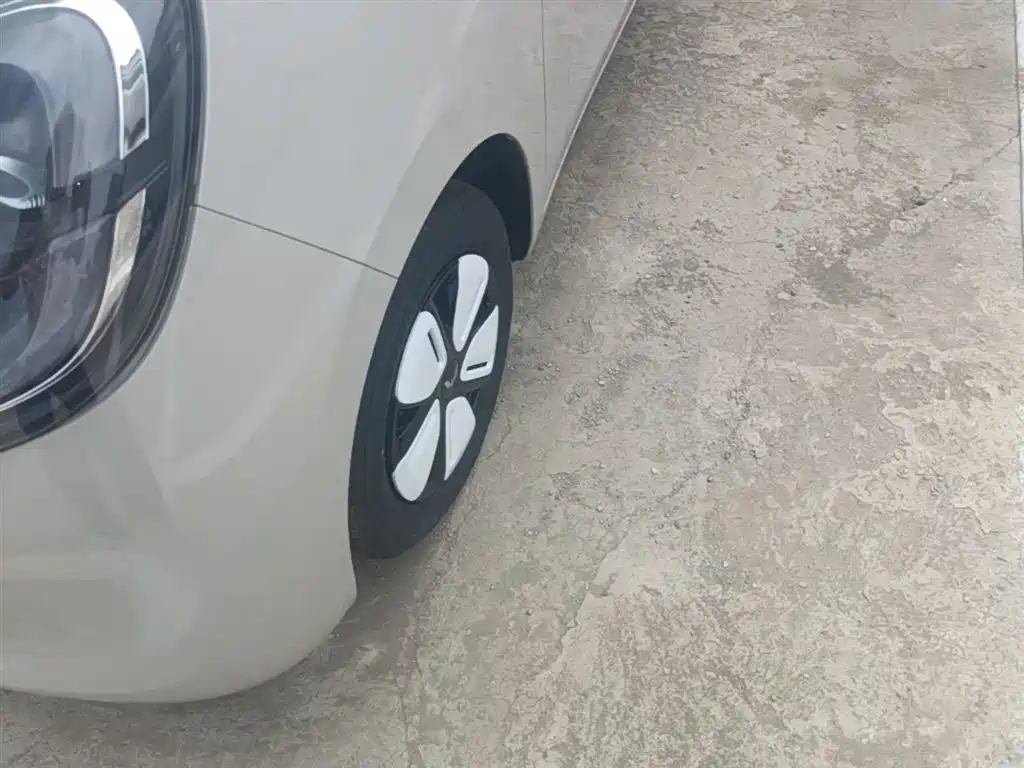 Wuling Motors Hongguang MINIEV 2026 2025 4-Door Advanced