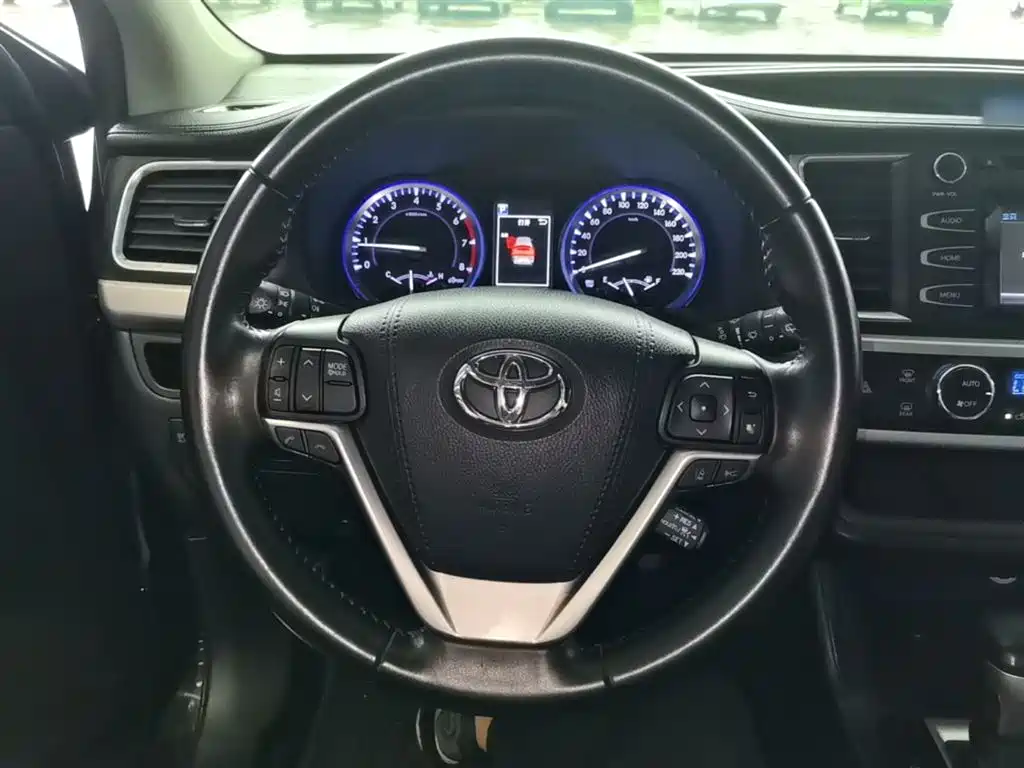 Toyota Highlander 2018 2.0T 4WD Luxury 7-seater China VI фото 11