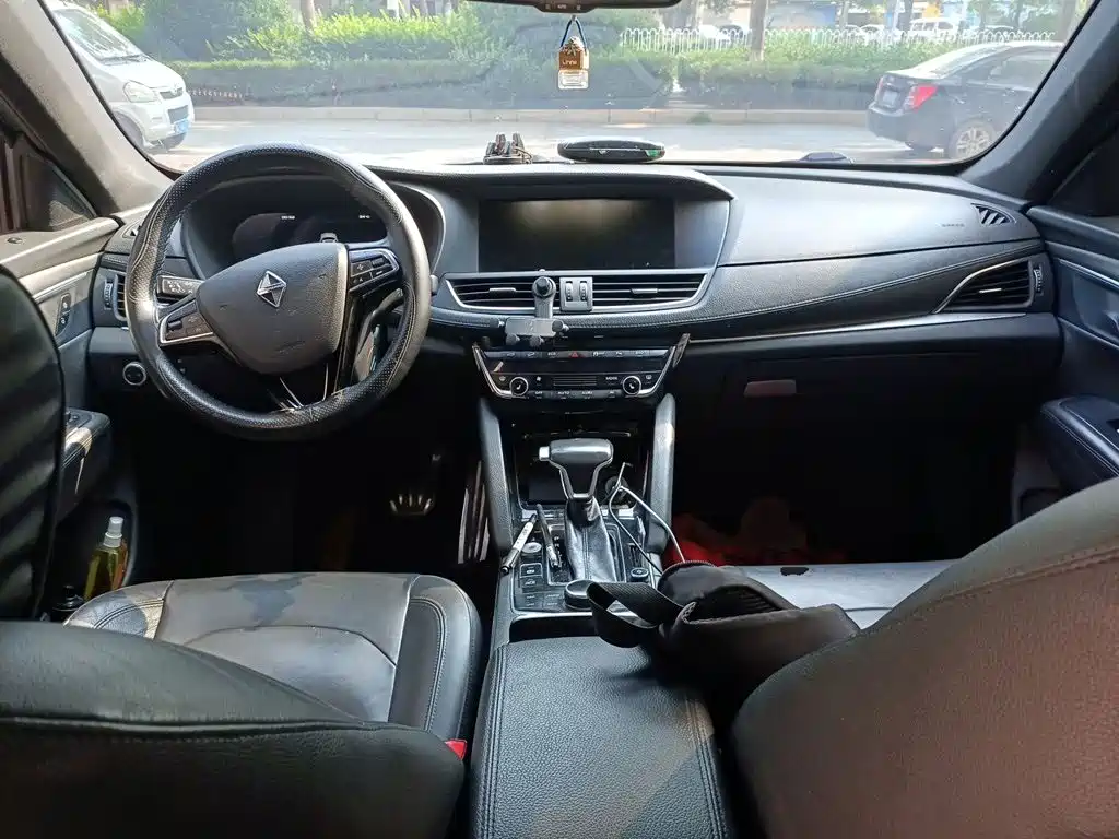 Borgward BX7 2019 2018 2.0T TS AWD Luxury (China V)