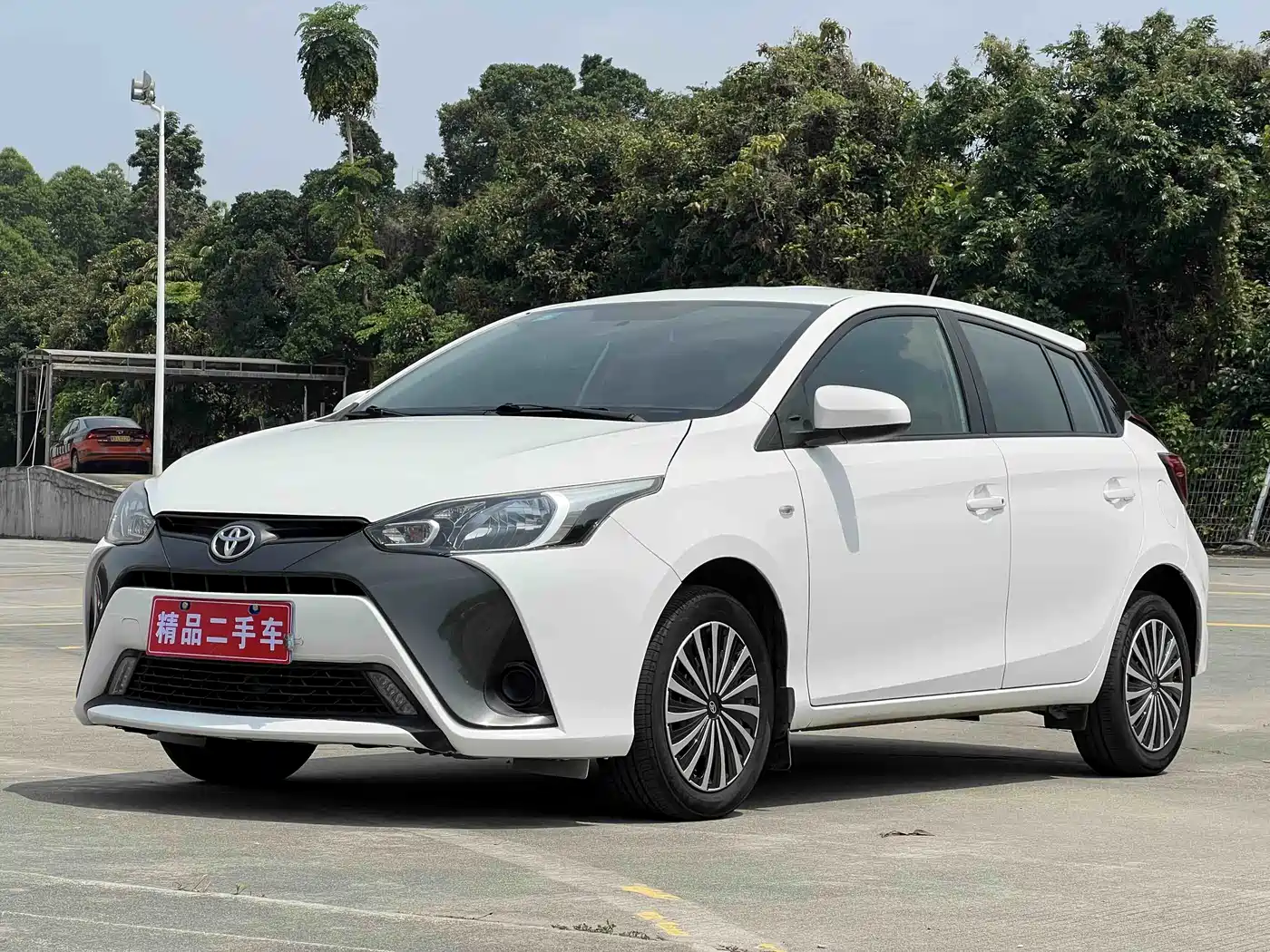 Toyota YARiS L Zhi Xuan 2016 Facelift 1.5E CVT Charming Edition