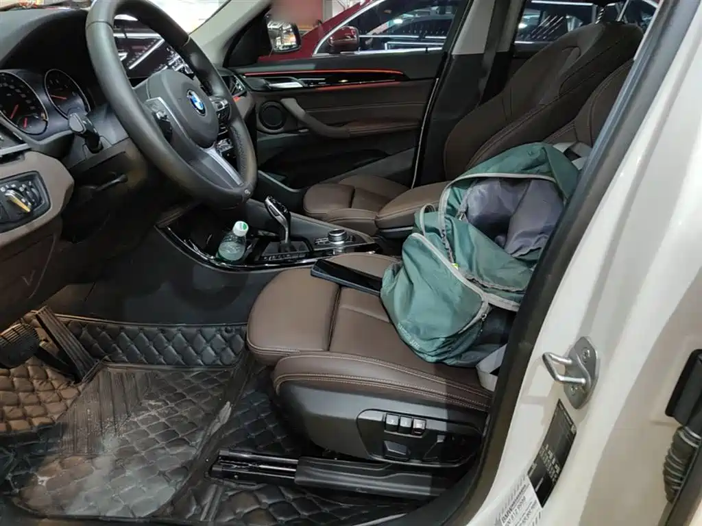BMW X1 2020 sDrive20Li Premium Edition фото 15