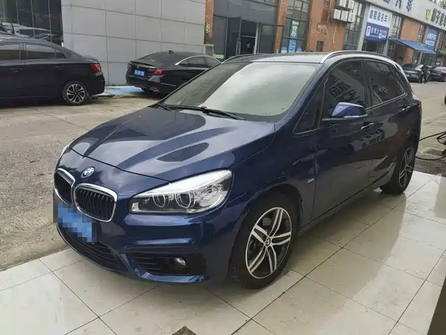 BMW 2 Series Touring 2016 218i Sport Design Package — фото 1