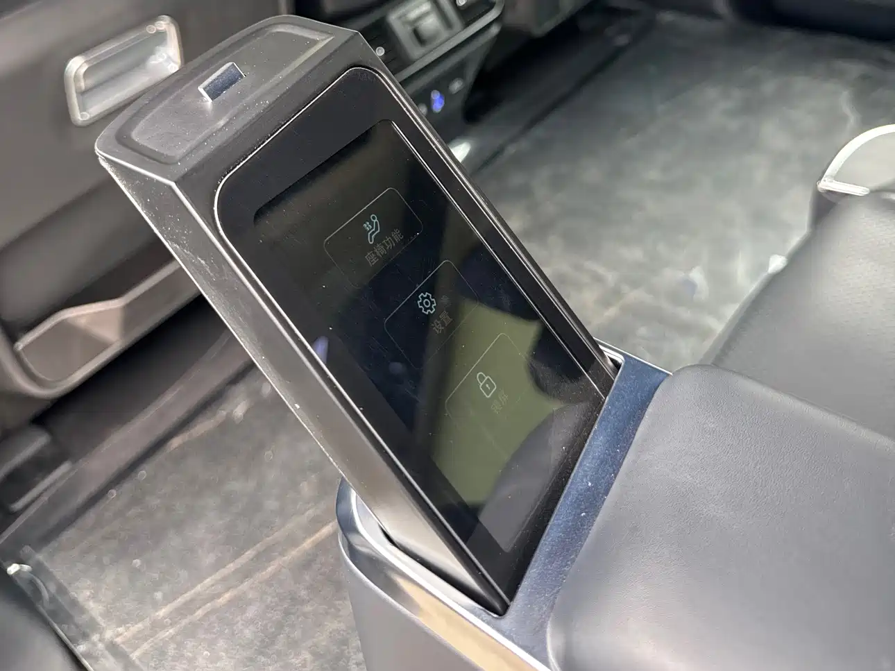 Juntian Brave 2022 Model 3.5T Luxury фото 21