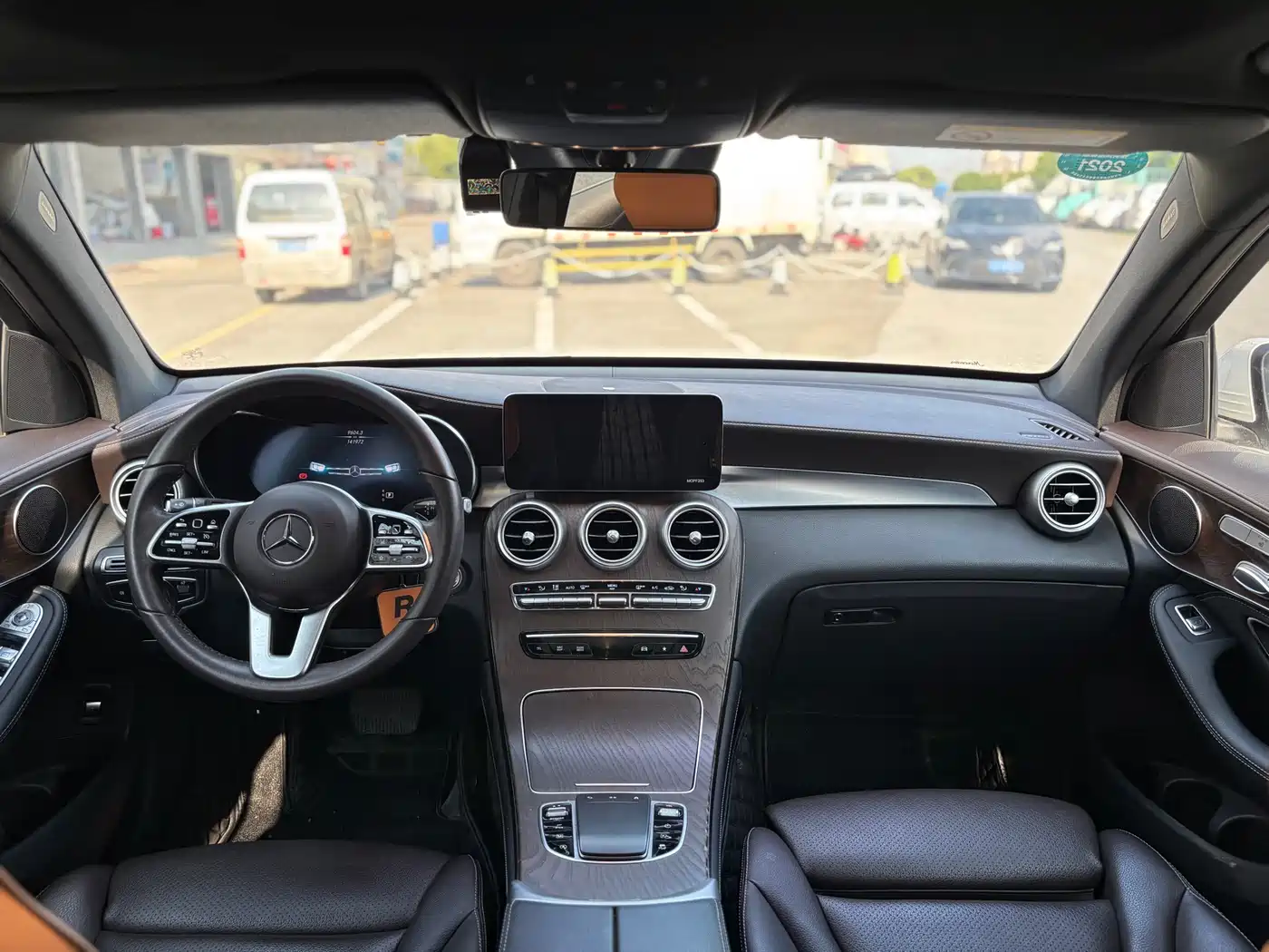 Mercedes-Benz GLC 2020 Facelift GLC 300 L 4MATIC Dynamic фото 11