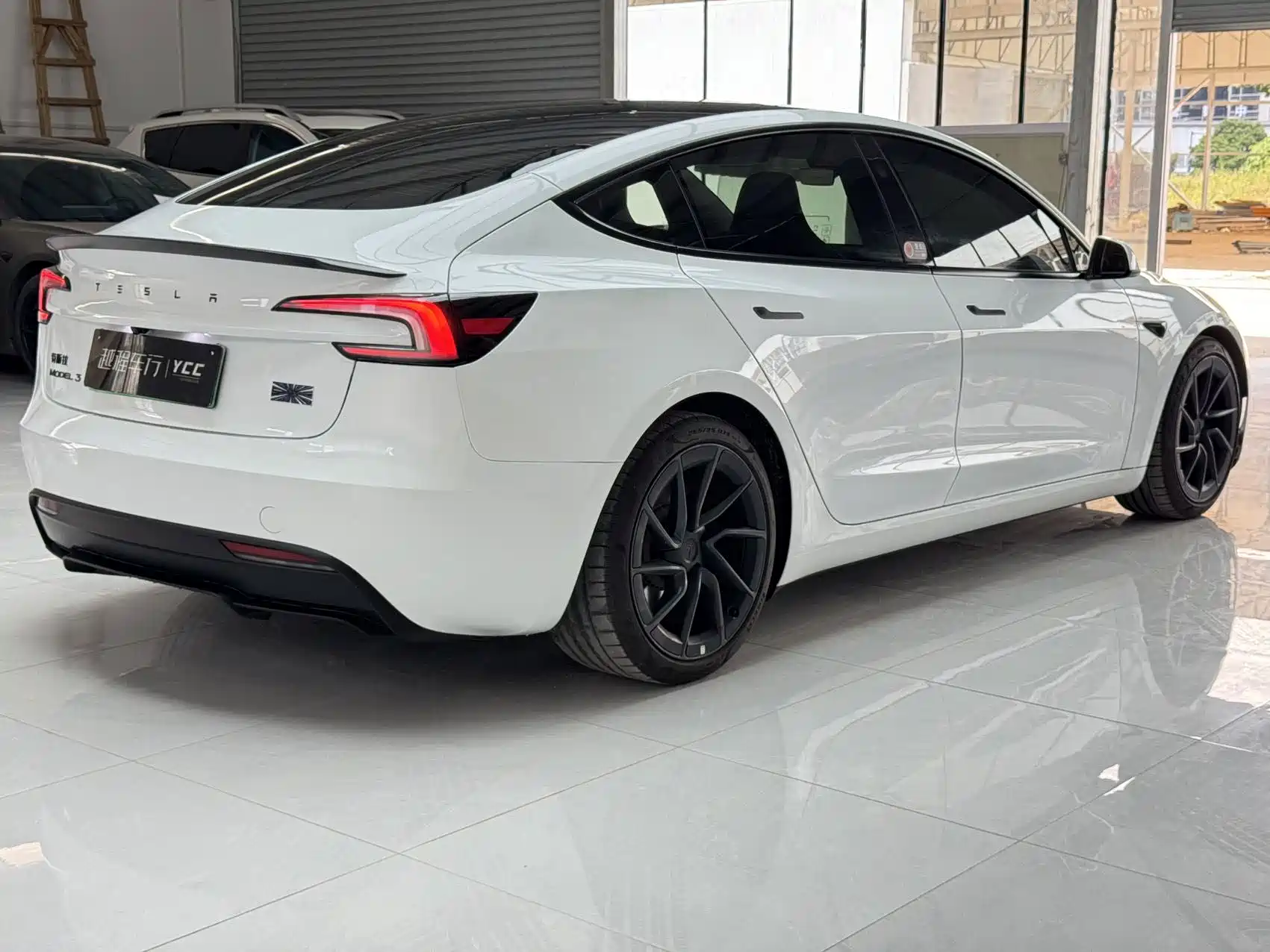 Photo 13 - Tesla Model 3