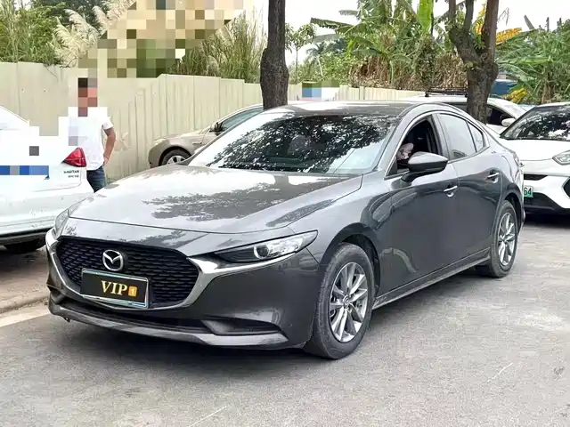 mazda 3-angkesaila