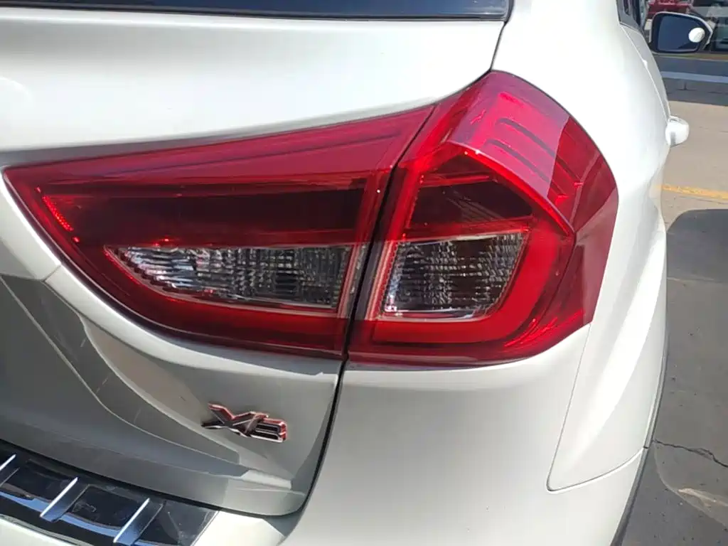 Geely Vision X3 2017 2017 1.5L Manual Elite