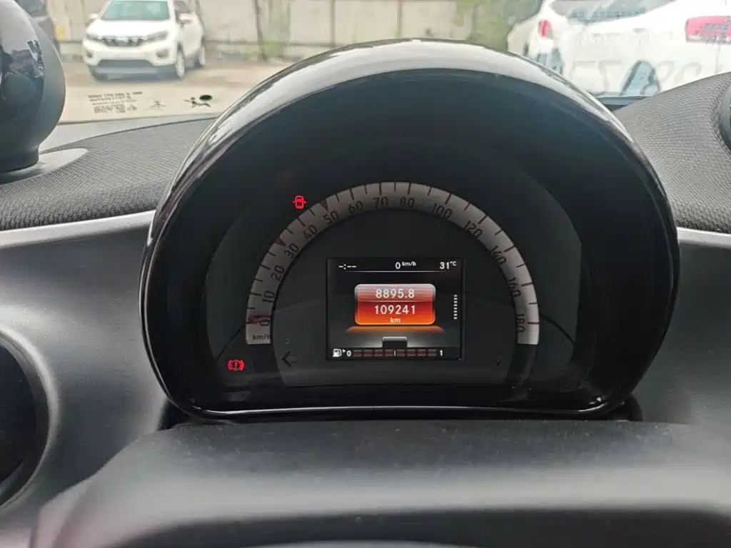 smart forfour 2018 2016 Model 0.9T 66kW Pioneer Edition