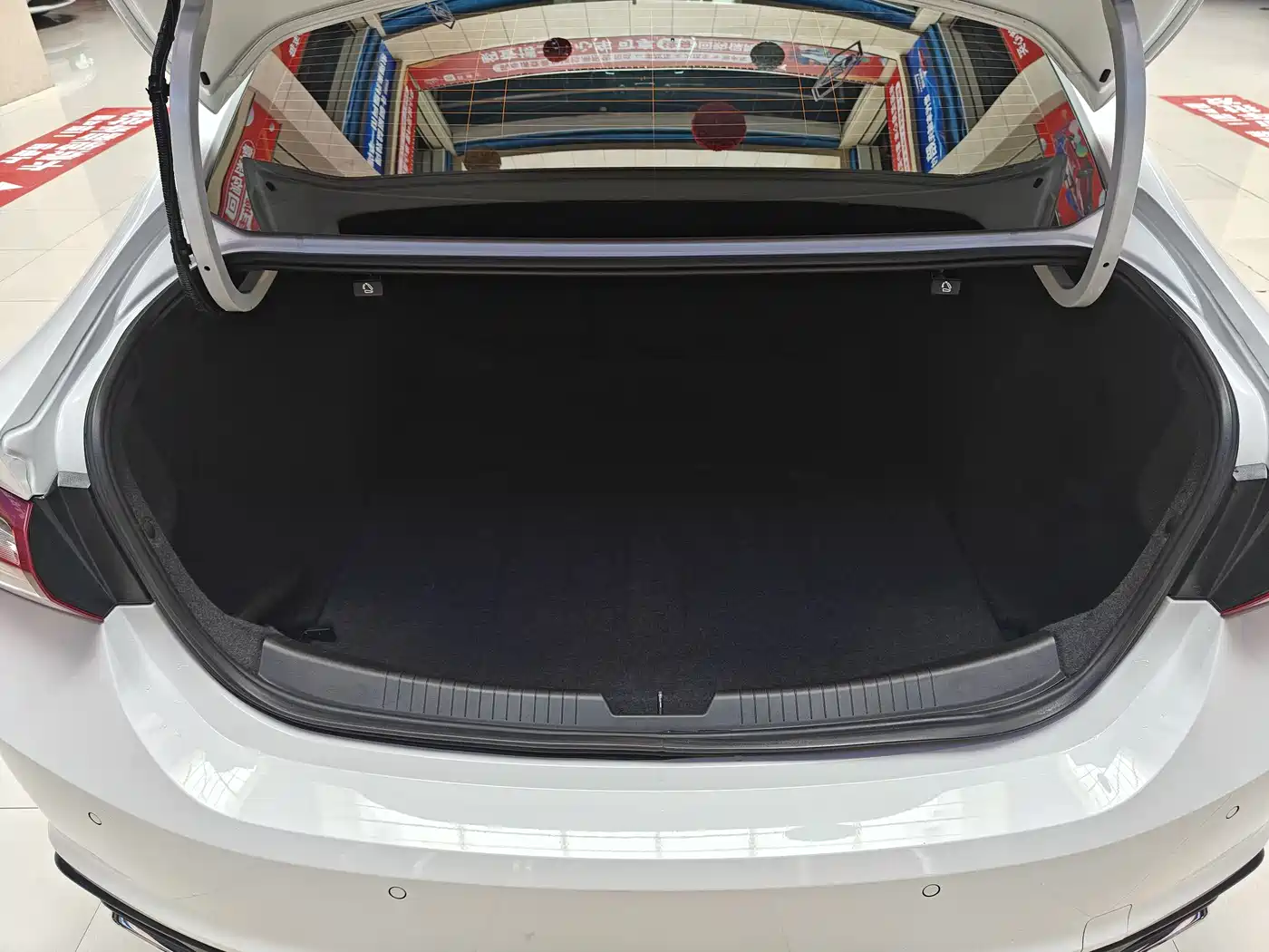 CHEVROLET MAI RUIBAO XL