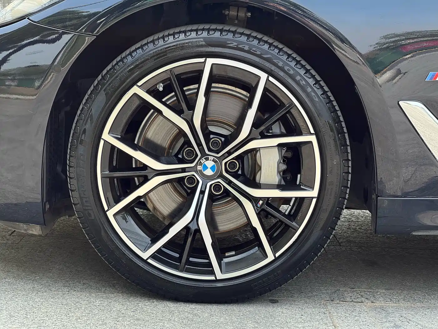 BMW 5 Series 2022 530Li Exclusive M Sport Package фото 10