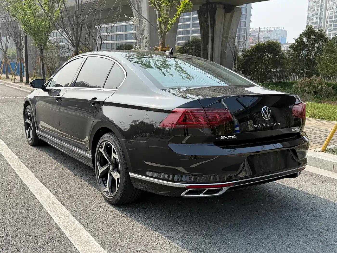 Volkswagen Magotan 2025 Popular Edition 280TSI DSG Comfort фото 7