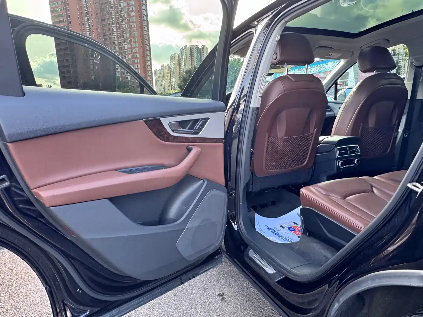 AUDI Q7