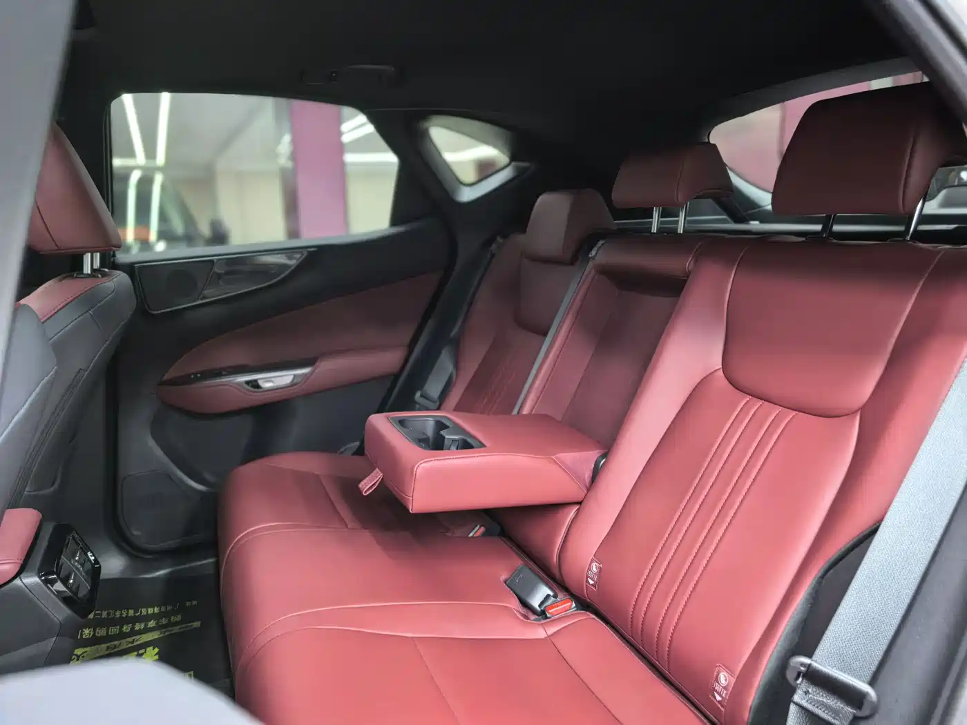 Lexus NX 2024 260 FWD Joy Creation Edition фото 28
