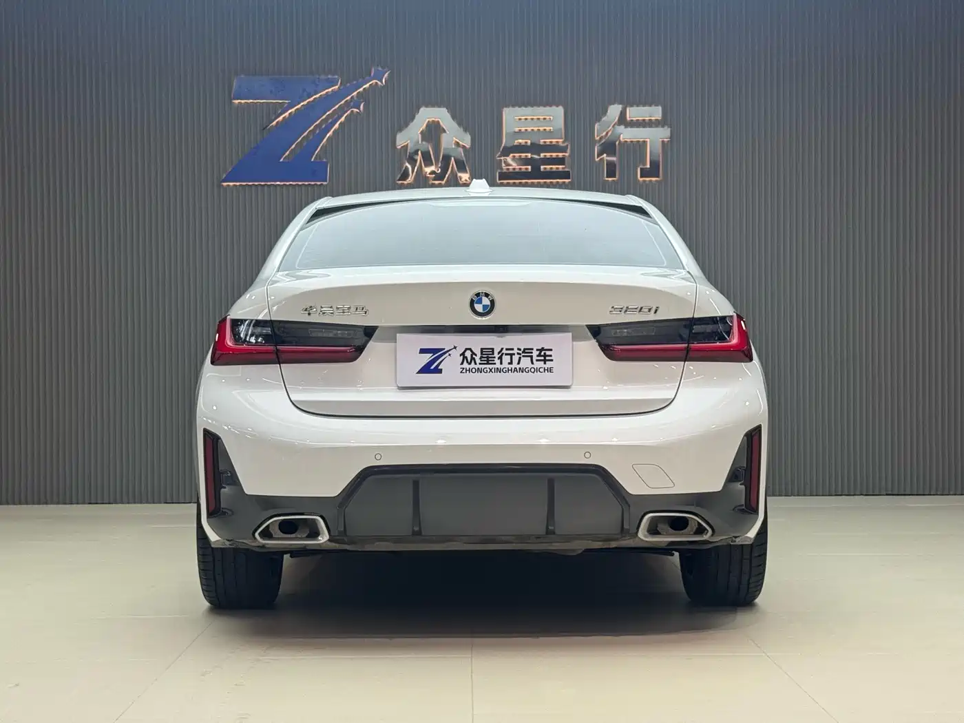 BMW 3 Series 2024 320i M Sport Package фото 4