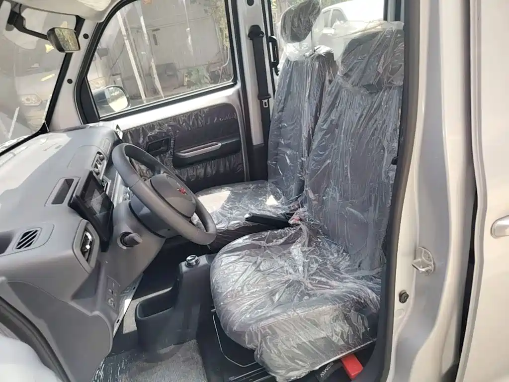 Wuling Motors Wuling Zhiguang NEV 2026 2025 Model Comfort