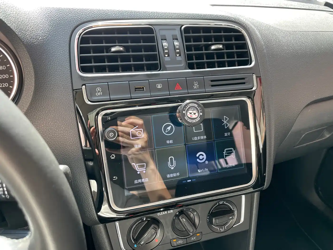 Volkswagen Polo 2018 1.5L Auto Comfort фото 9