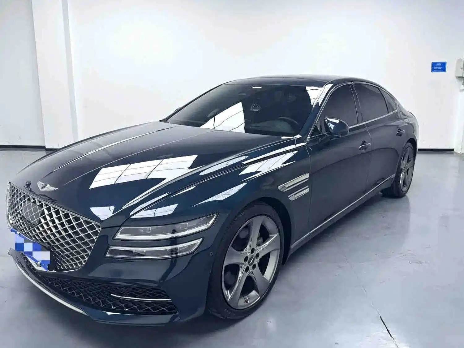 Photo 1 - Genesis G80