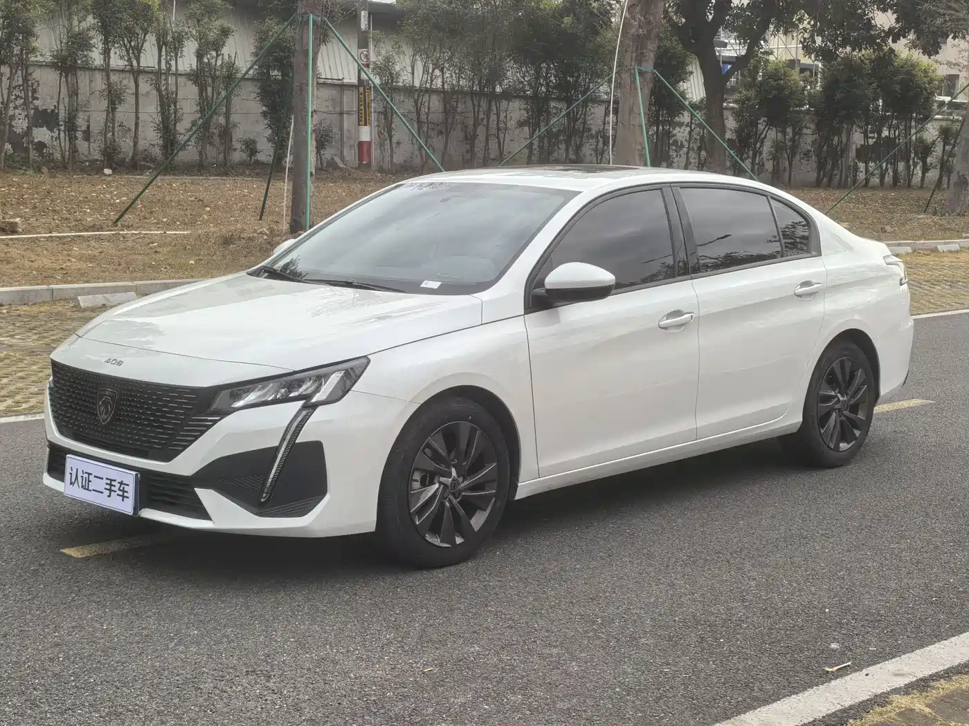 Peugeot 408 2022 1.6T Progressive Edition