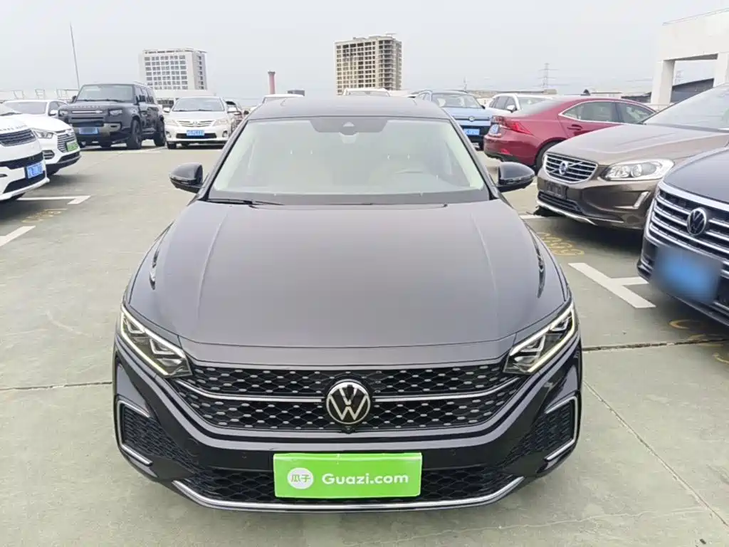 Photo 3 - Volkswagen Passat