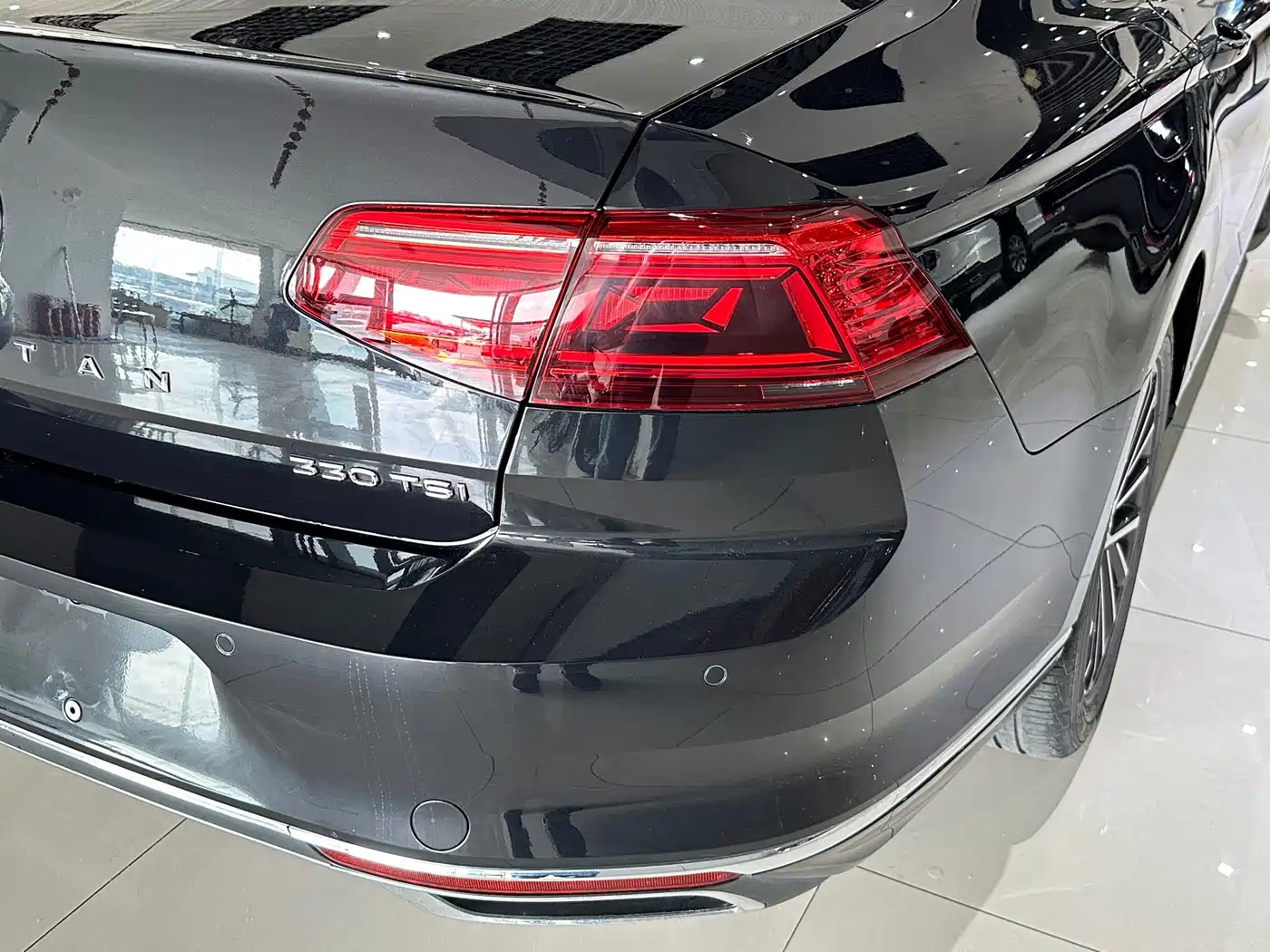 Volkswagen Magotan 2020 330TSI DSG Luxury фото 9