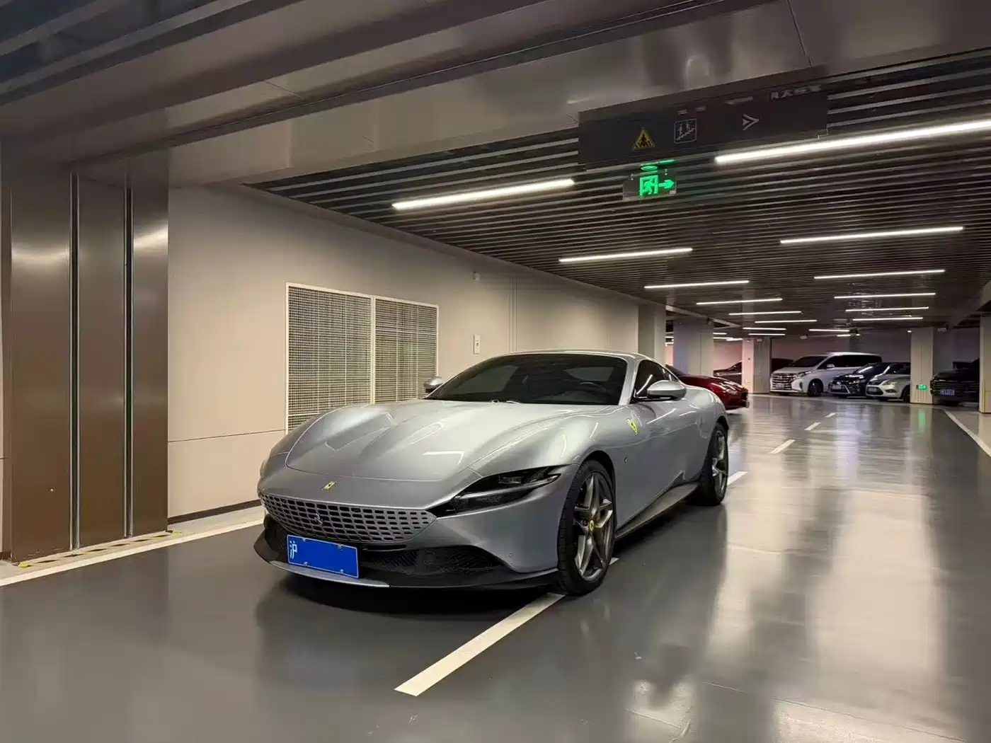 Ferrari Roma 2024 2020 3.9T V8