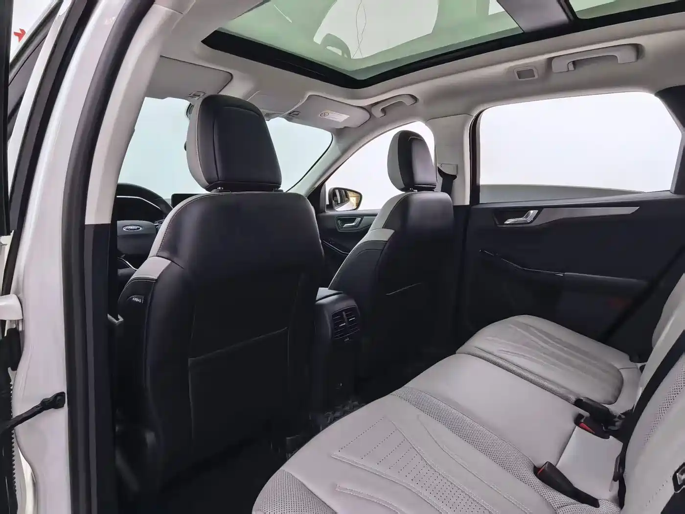 Ford Escape 2023 2020 EcoBoost 245 2WD Premium Edition