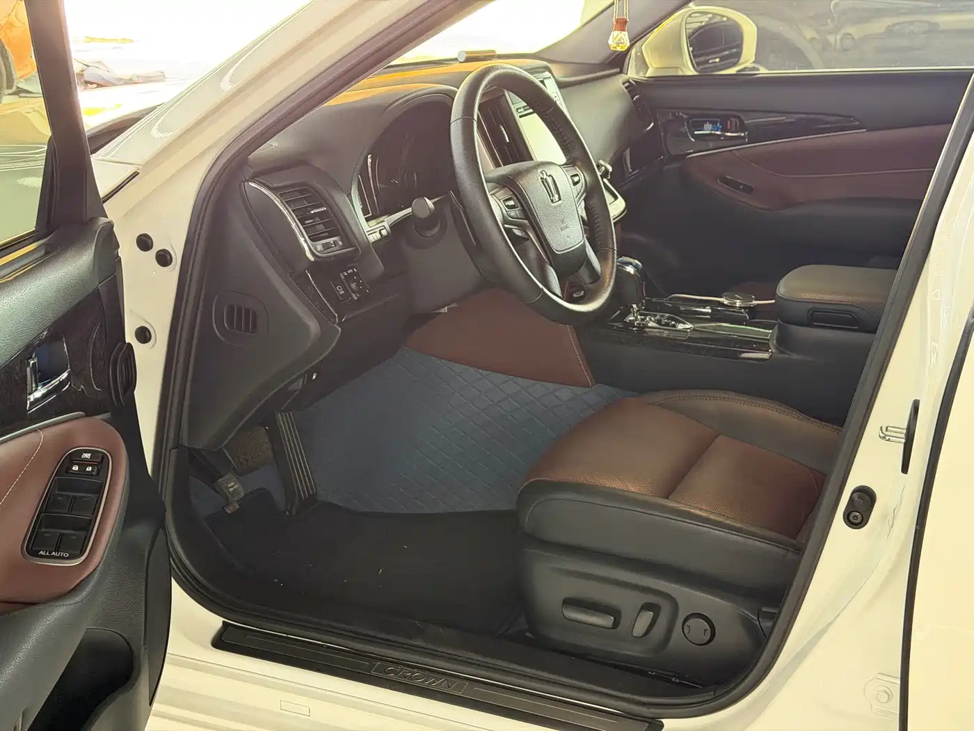 Toyota Crown 2019 2018 2.0T Sport Edition