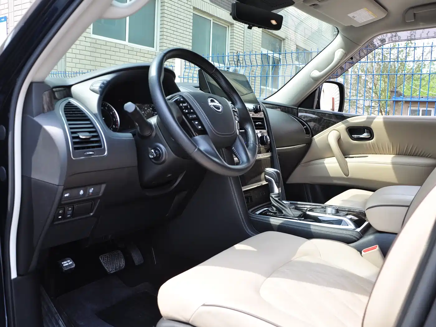 Nissan Patrol 2023 ARMADA 5.6L Armada Flagship Edition фото 10