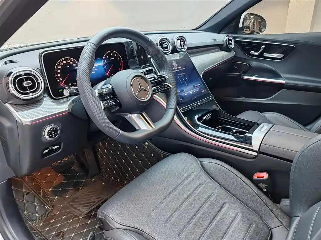 Mercedes-Benz C-Class 2024 C 260 L Sport фото 18