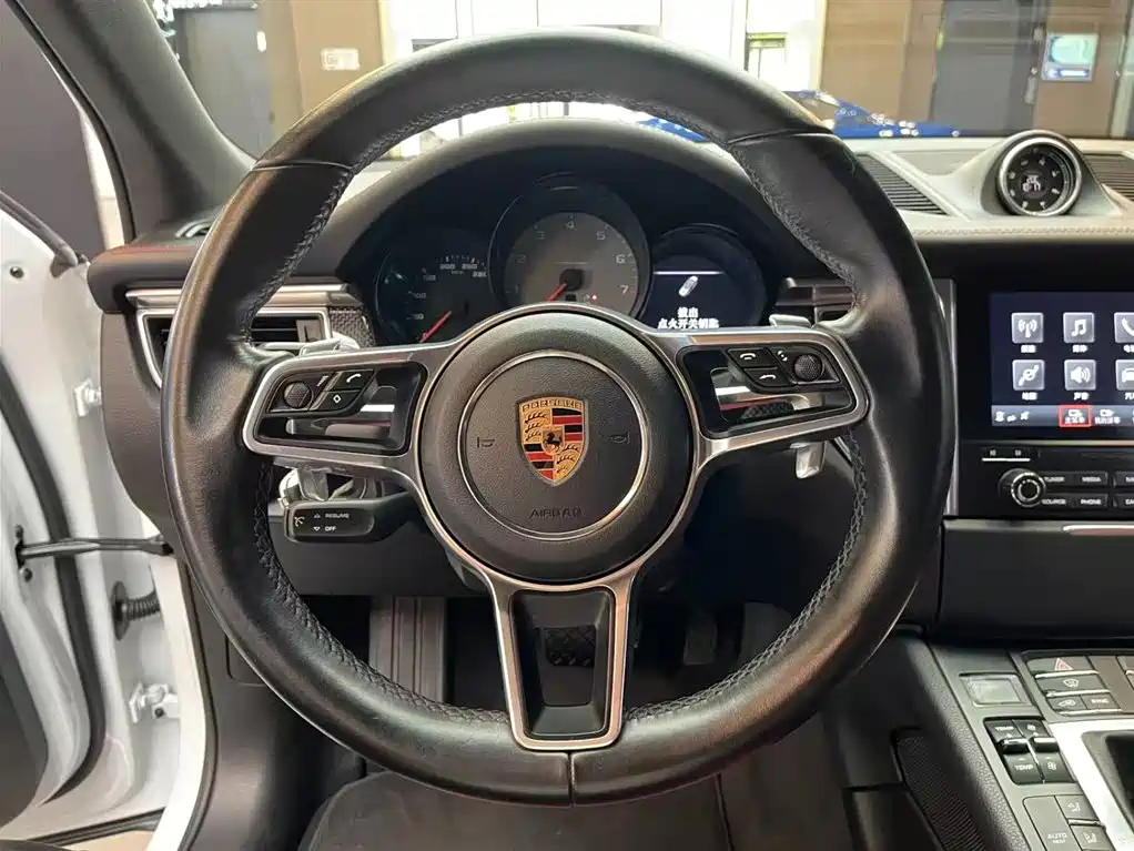 Porsche Macan 2017 Macan S 3.0T фото 9
