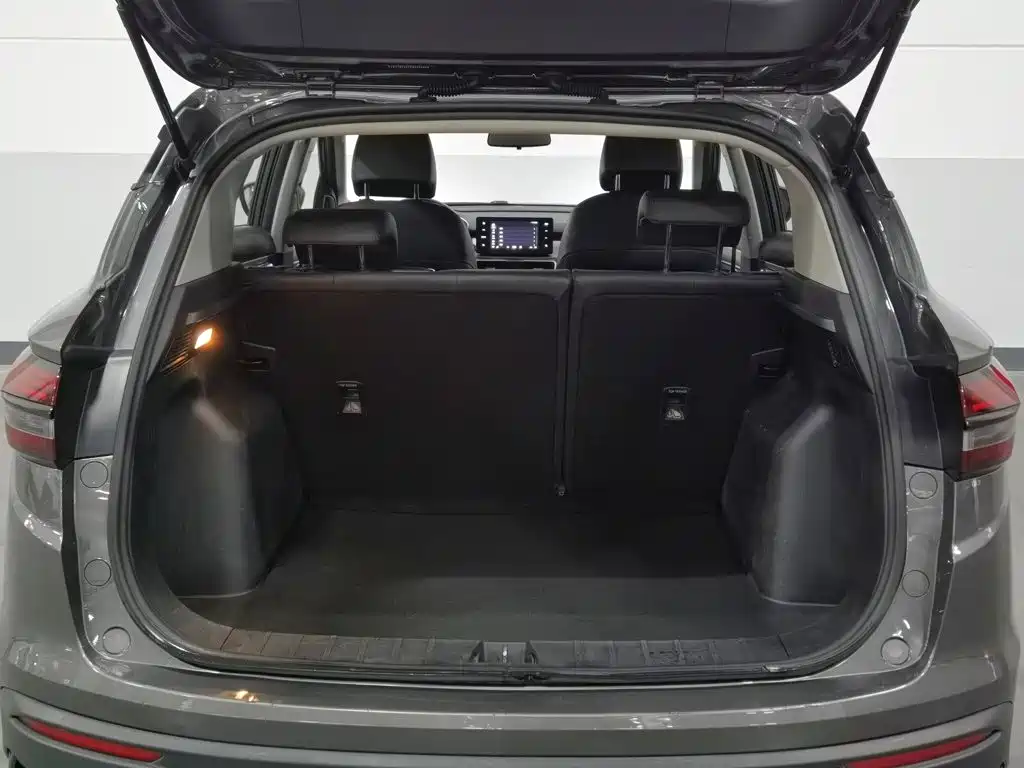 Photo 16 - Geely Coolray