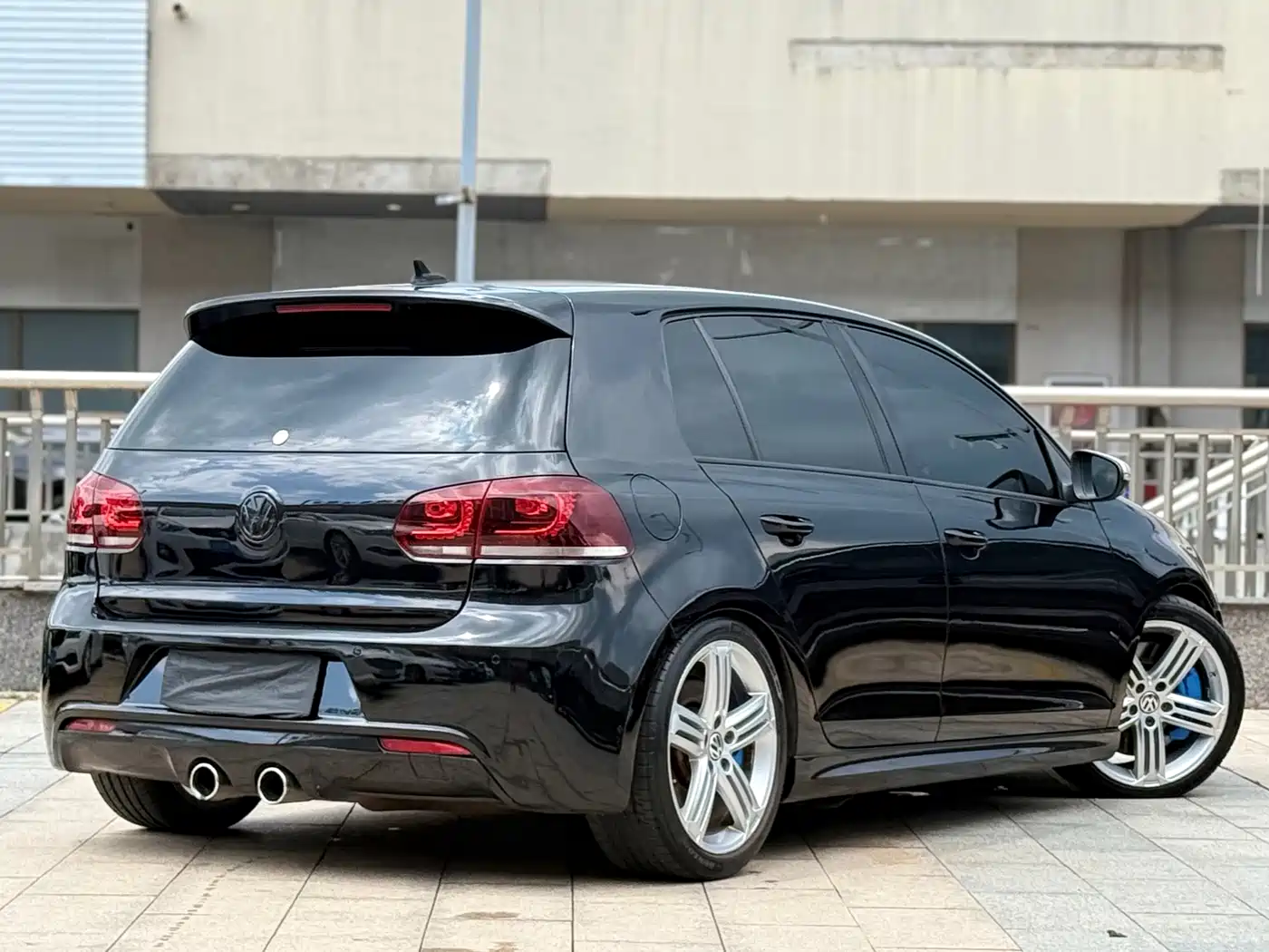 Volkswagen Golf (Import) 2013 2011 2.0TSI R
