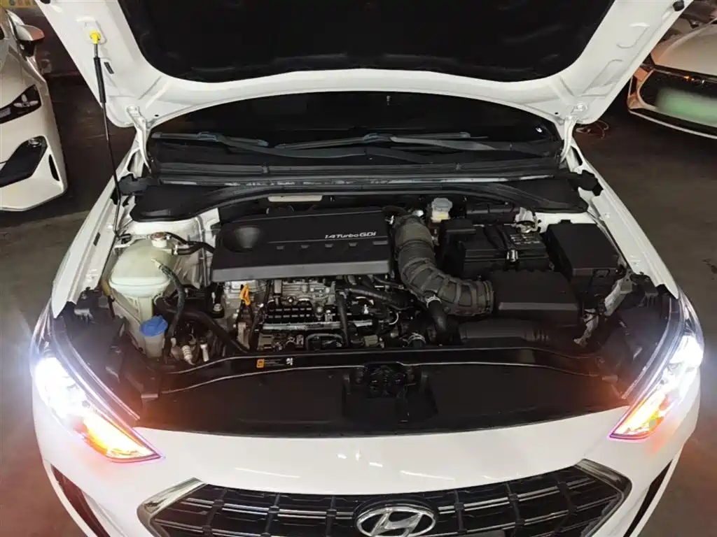 Hyundai Elantra 2020 1.4T DCT Dynamic·Vitality фото 20