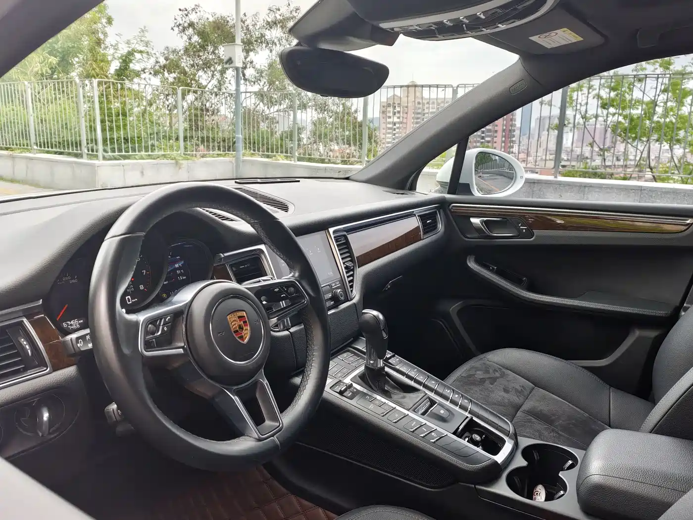 Porsche Macan 2017 Macan 2.0T фото 13