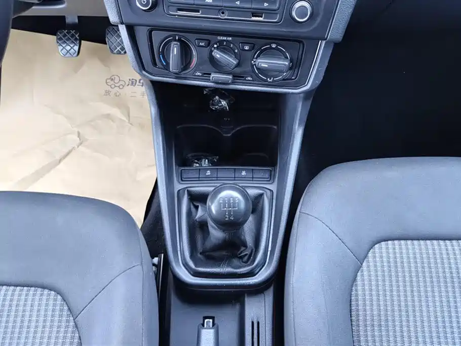 Volkswagen Santana 2021 1.5L Manual Trend Edition фото 16