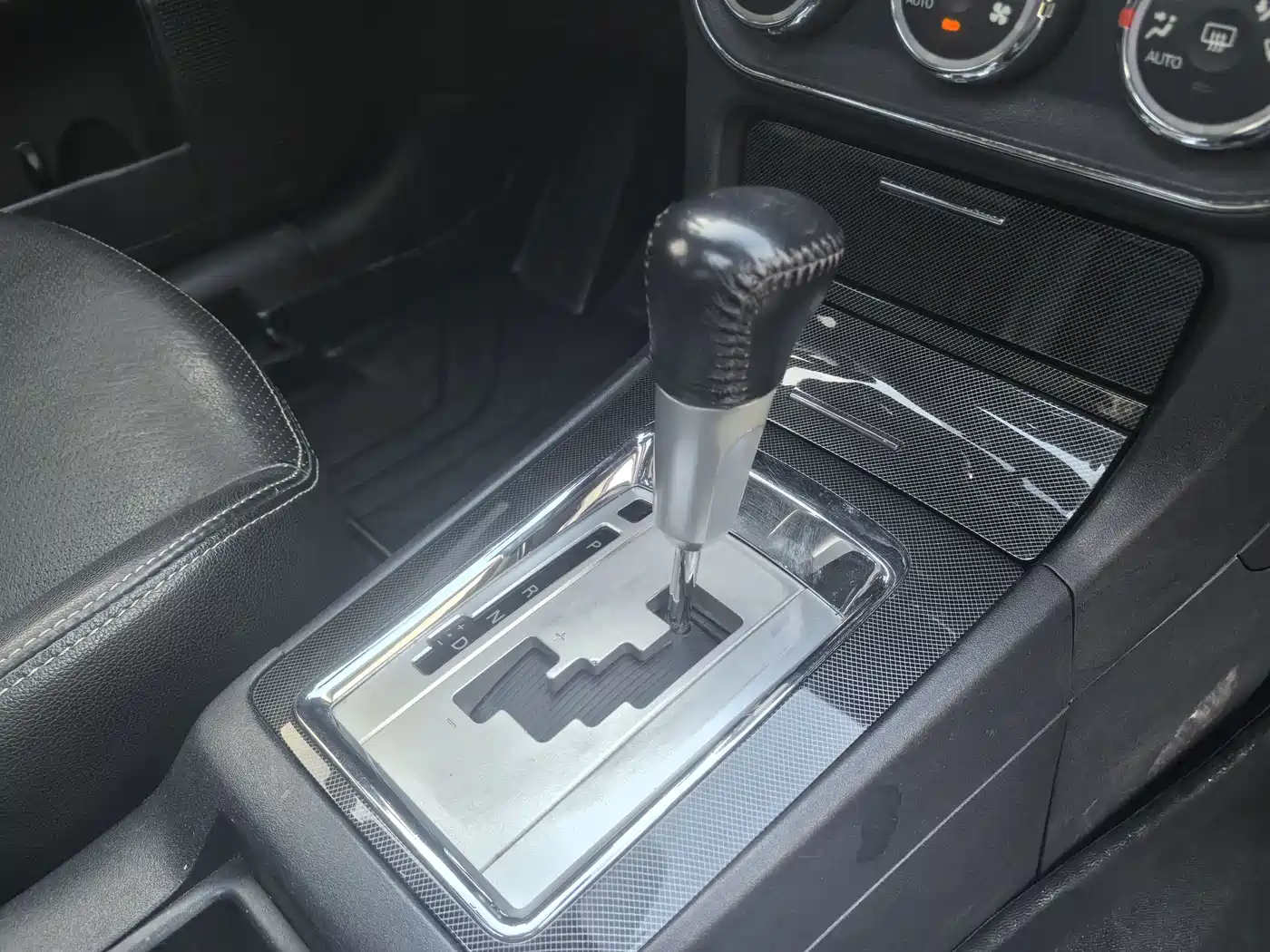 Mitsubishi Lancer EX 2012 Zhishang 1.8L CVT Luxury фото 18