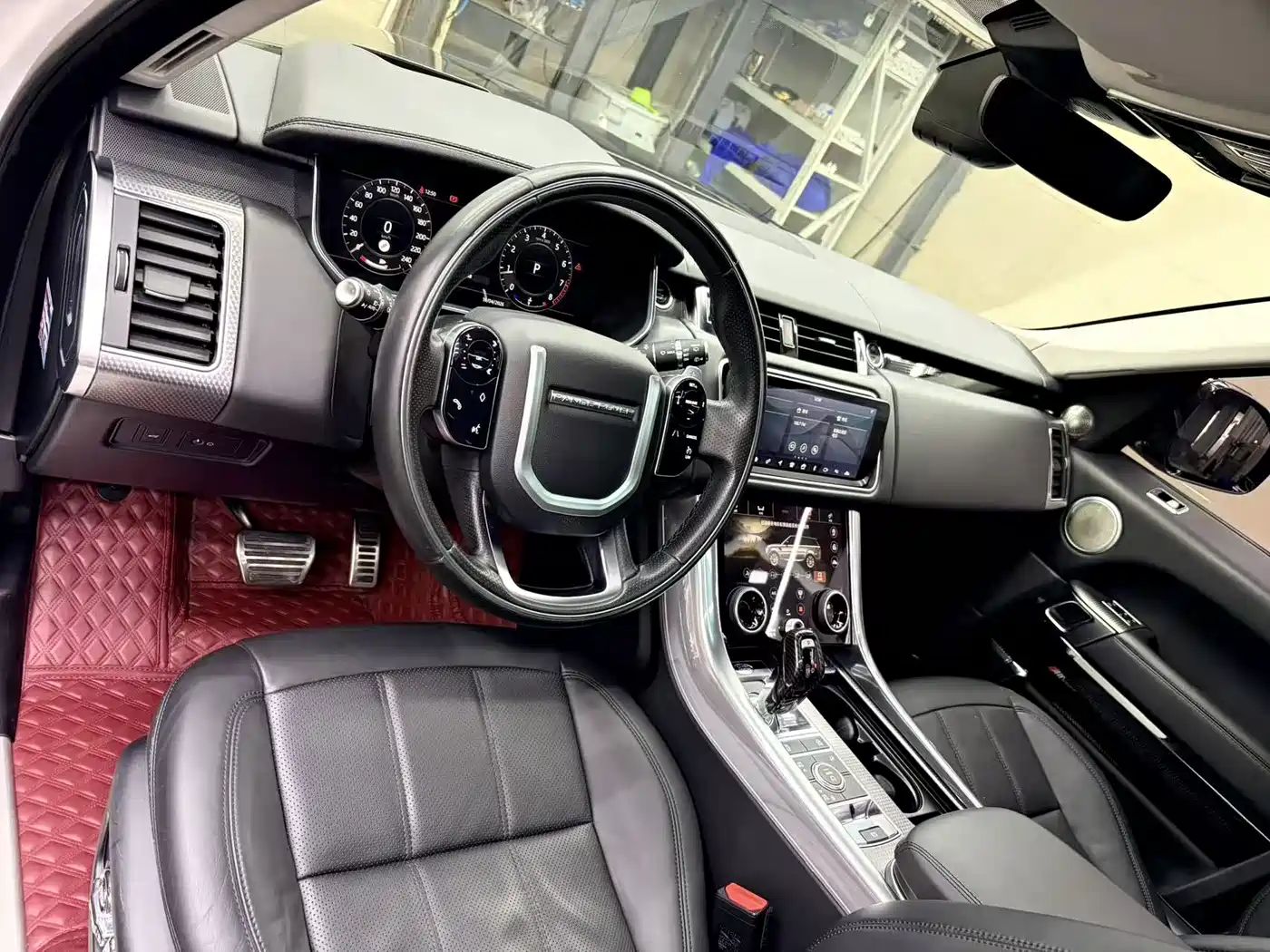 Land Rover Range Rover Sport 2020 3.0 L6 SE фото 5