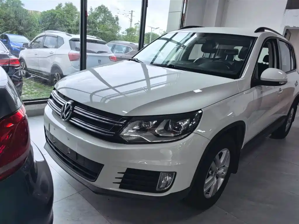 Volkswagen Tiguan 2015 1.8TSI Automatic 2WD Trendline