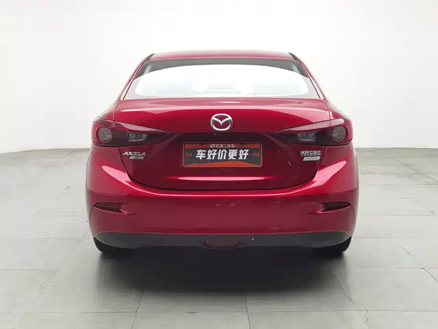 Mazda Mazda3 Axela 2016 Sedan 1.5L Manual Luxury — фото 4