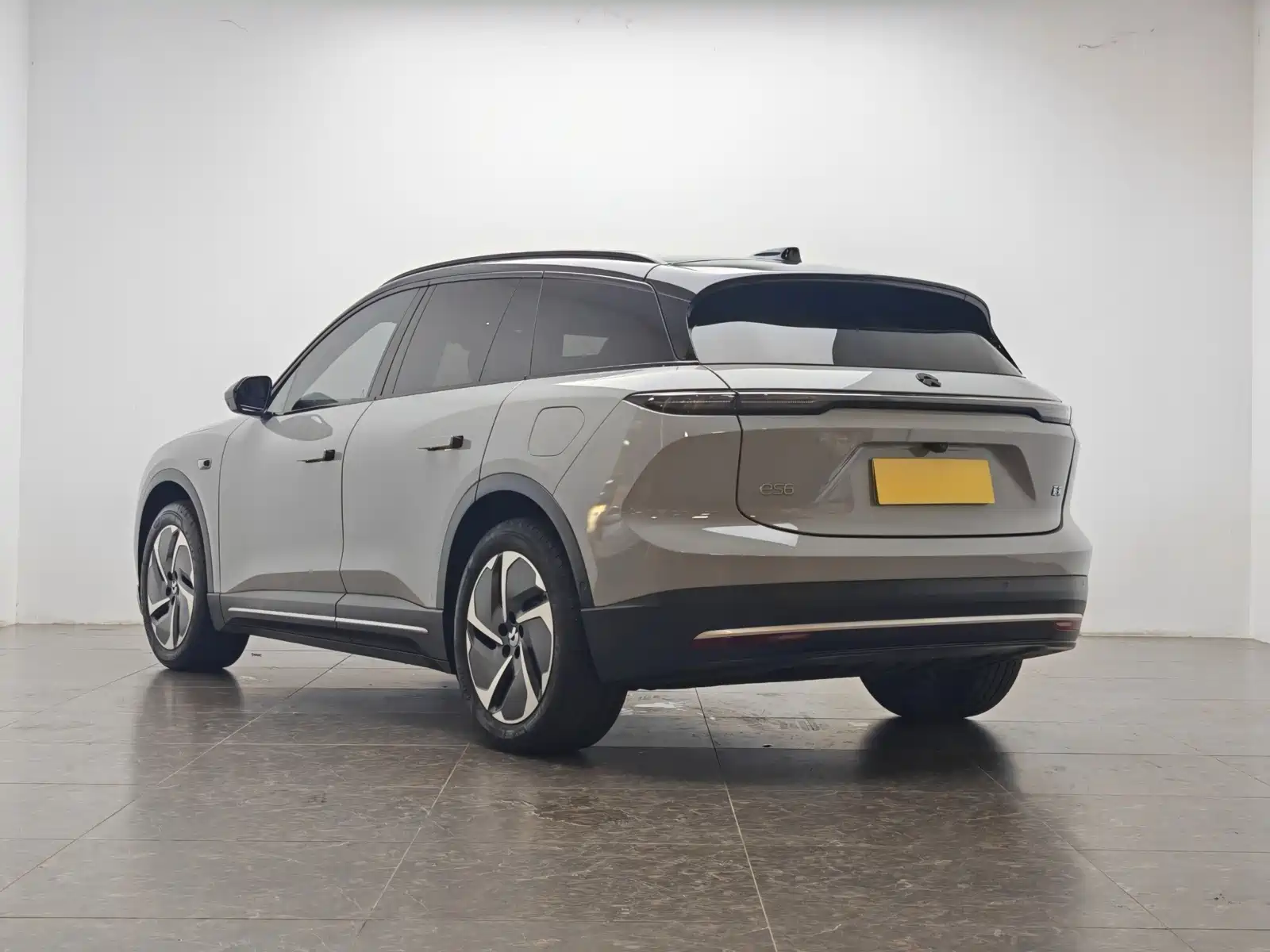 Фото 4 - NIO ES6