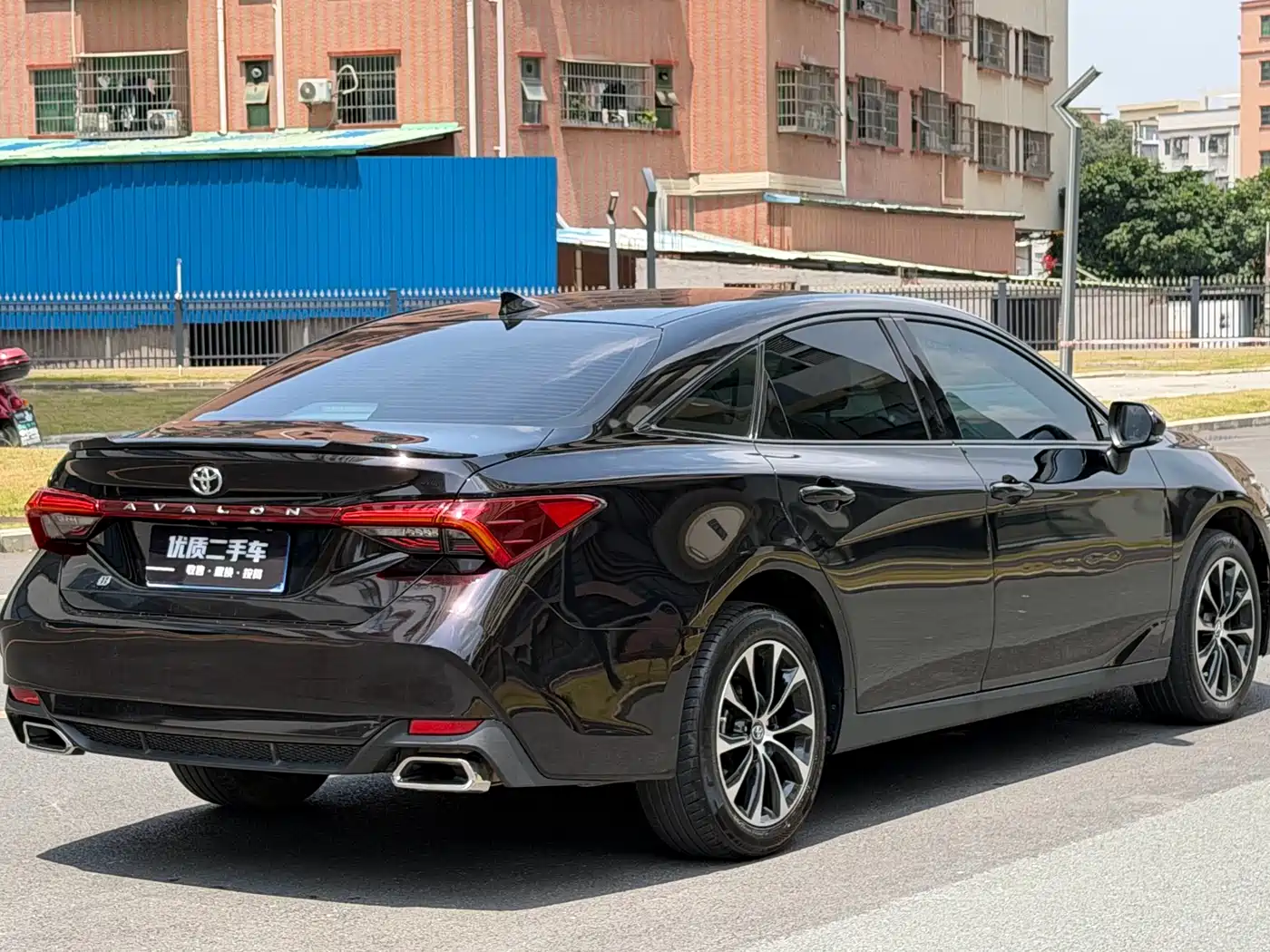 Toyota Avalon 2023 2.5L Luxury Edition фото 9