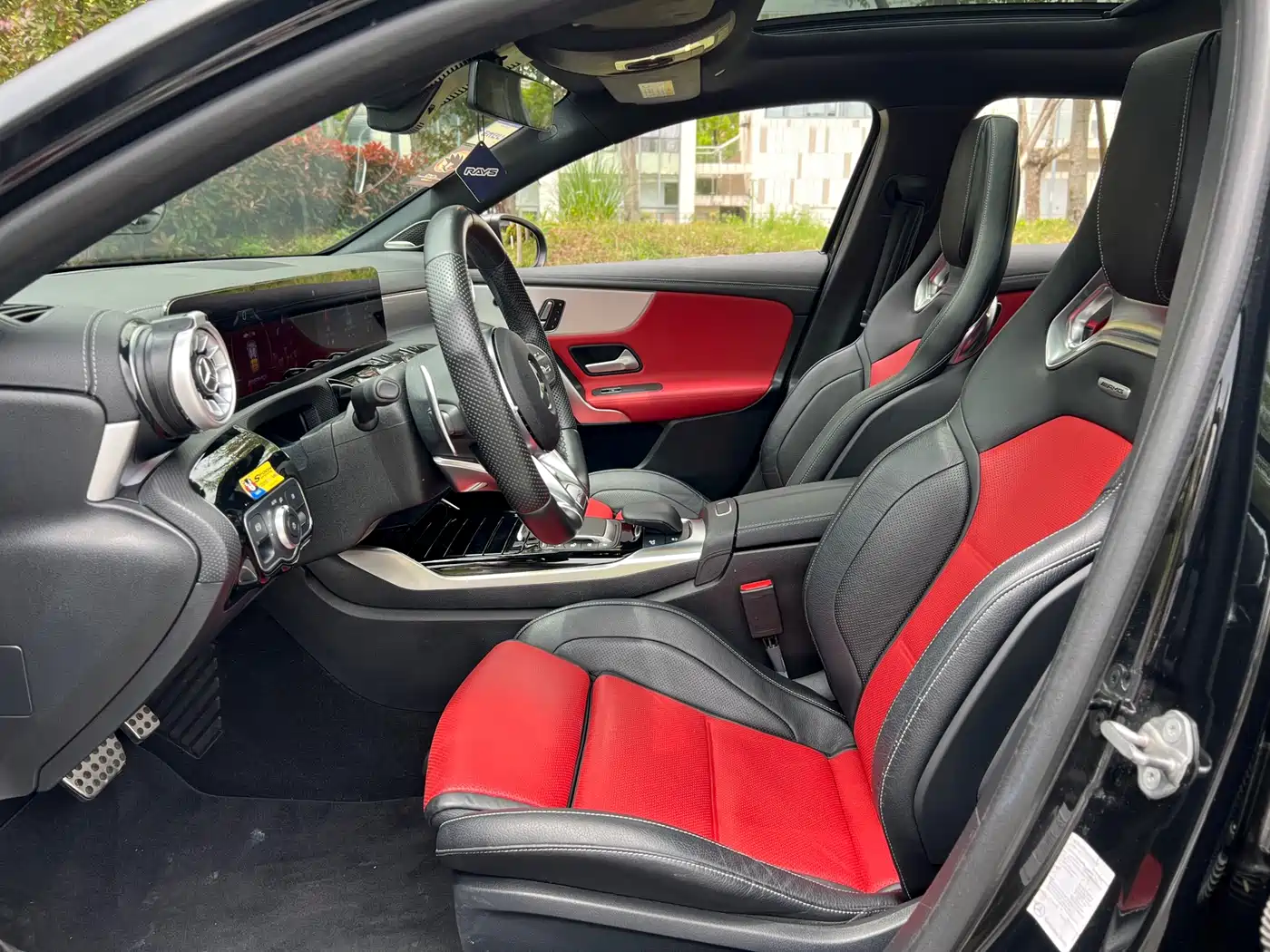 Mercedes-Benz A-Class AMG (Import) 2020 AMG A 35 4MATIC фото 10