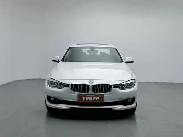 BMW 3 Series 2018 320Li Fashion Style — фото 3