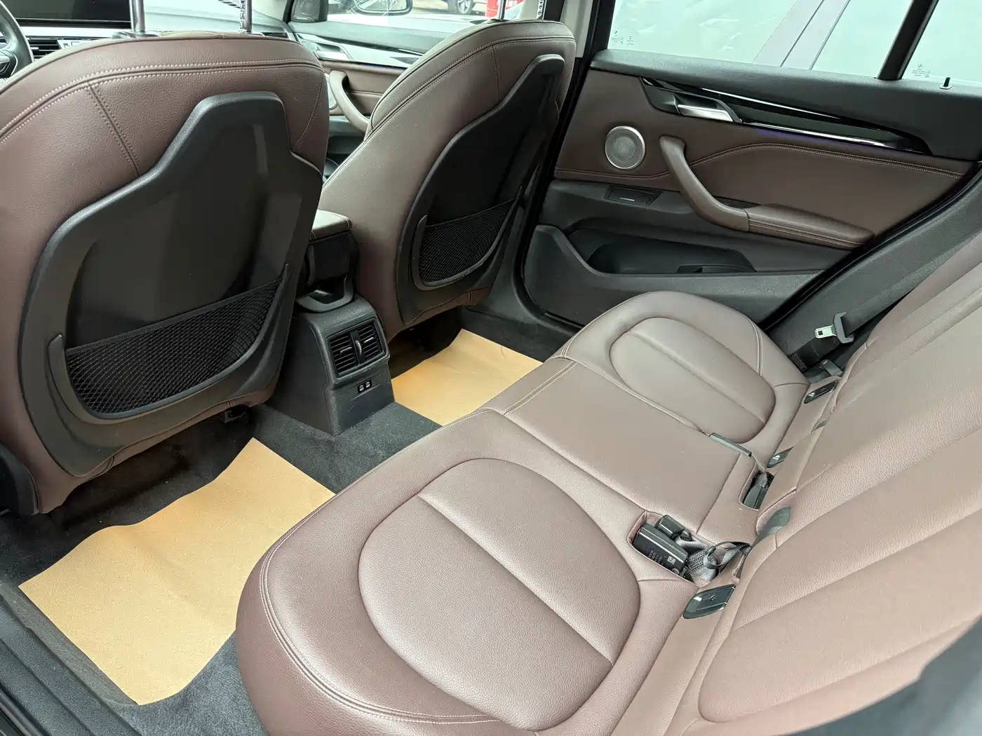 BMW X1 2022 sDrive25Li Leading фото 8