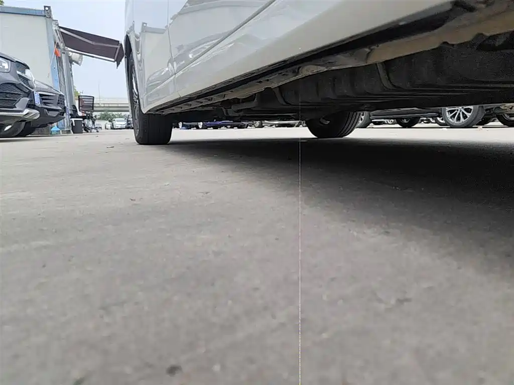 Toyota Alphard 2020 Hybrid 2.5L Premium Edition фото 21