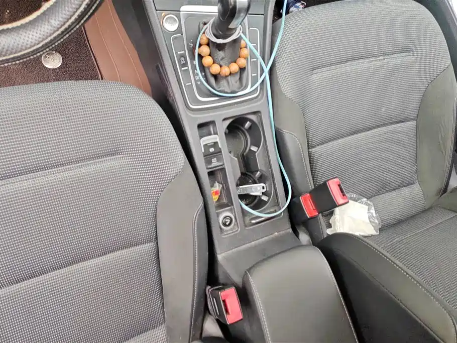 Volkswagen Golf 2020 Beloved Edition 280TSI DSG Comfort фото 16